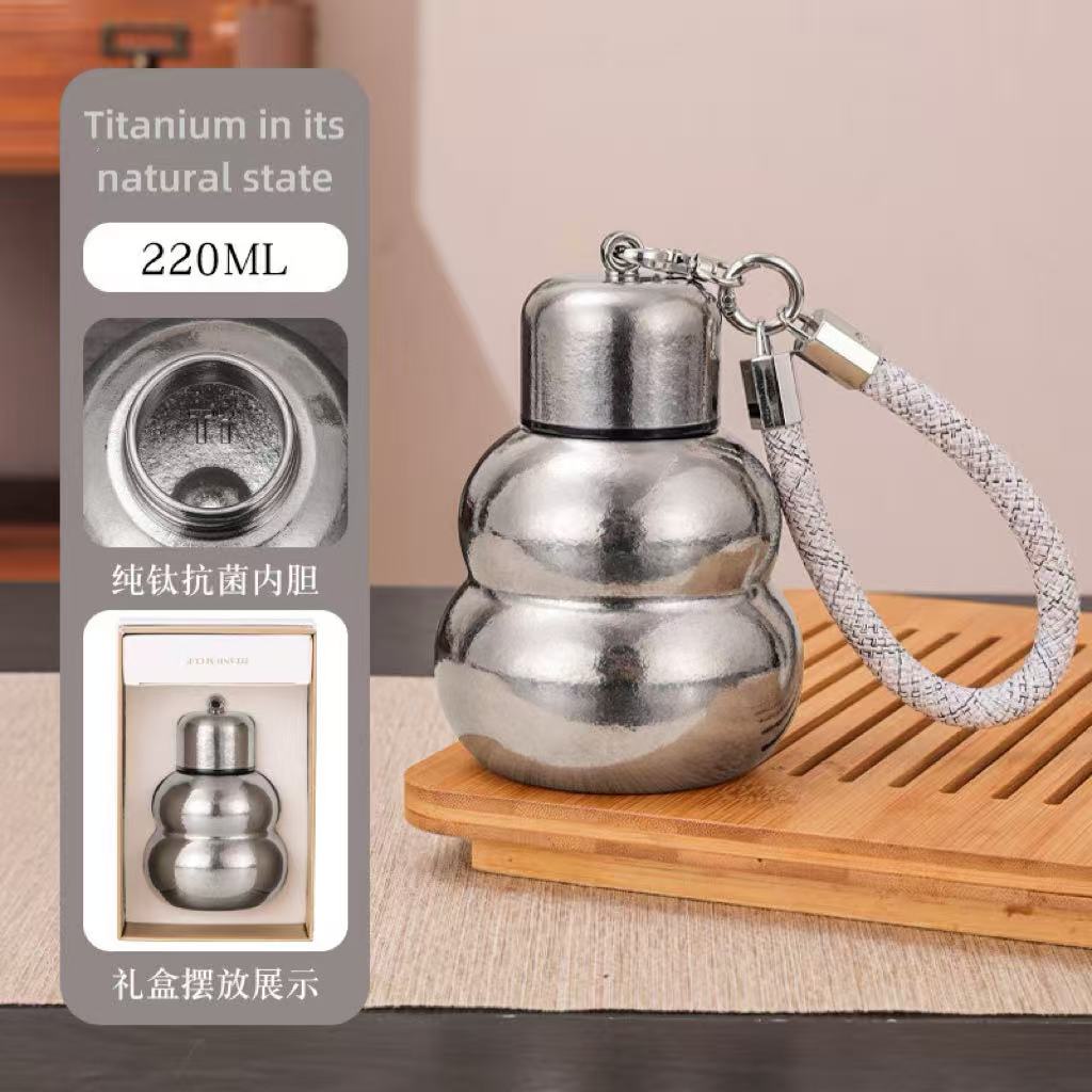 Gourd titanium cup pure titanium insulated cup new model small and portable girl student children's water cup